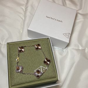 Alhambra Sterling Silver 5 clover bracelet new in box gorgeous